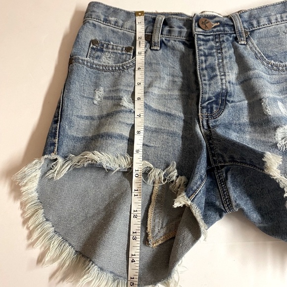 OneTeaspoon Juliettes high waist Coastal Cowgirl curved hem.Size 26 - Picture 8 of 15